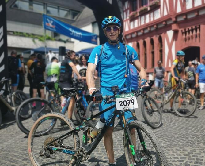 Aklanta_Rhens_w1.JPG