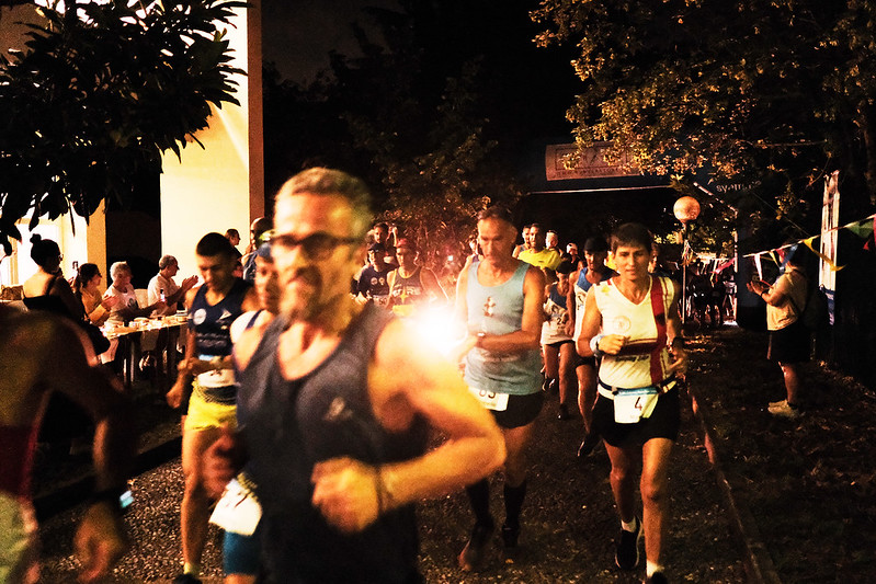 I^ Sri Chinmoy 6 Hour Midnight Race