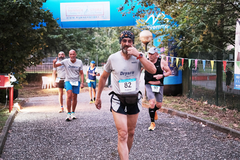 I^ Sri Chinmoy 6 Hour Midnight Race